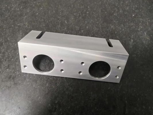 Parenthèse rotatoire de anodisation d'Aerostructure de composants de sable de caméra aéronautique de souffle
