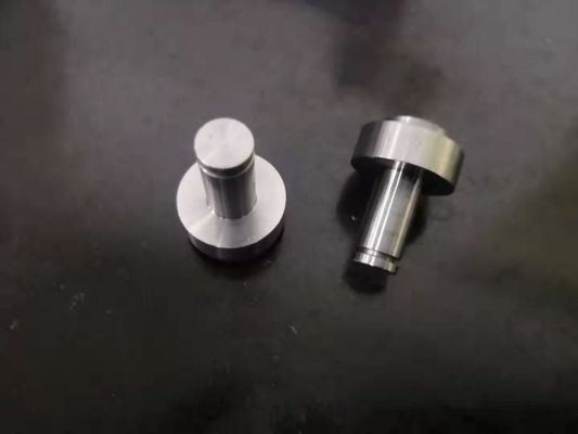 Tour usinant le Pin de rotation de pièces de la commande numérique par ordinateur SUS304 plaçant le fil d'axe durable