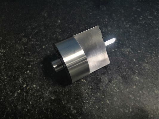 5052 la commande numérique par ordinateur en aluminium de Verticality de HRC60 0.005mm a usiné des composants