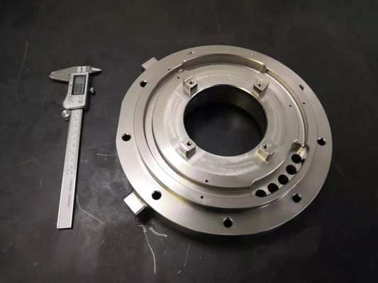 Le moteur de commande numérique par ordinateur de haute précision partie l'acier inoxydable usiné de composants de pompe à eau