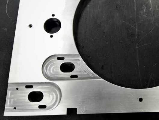 Le matériel médical de usinage de services de prototype de S45C partie l'épaisseur de 20mm