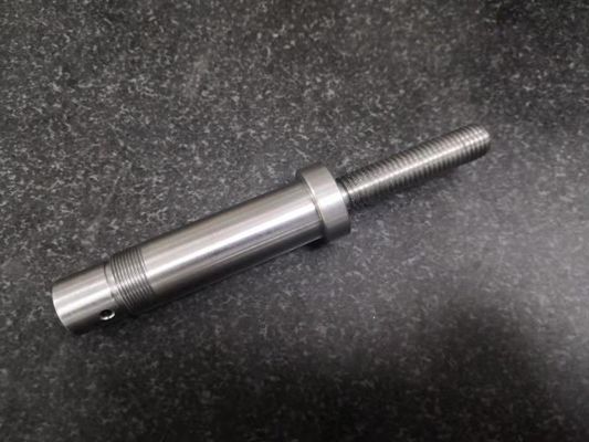 Pièces de tour de commande numérique par ordinateur de ver de vis de boule, axe multi usinant l'épaisseur médicale des parties 0.5mm