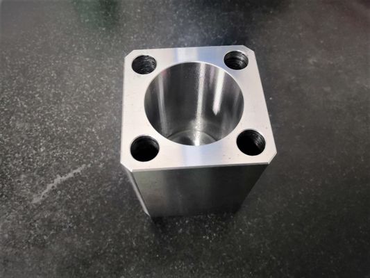 Pièces usinées par précision de planéité de SKD11 Ra0.8 0.01mm