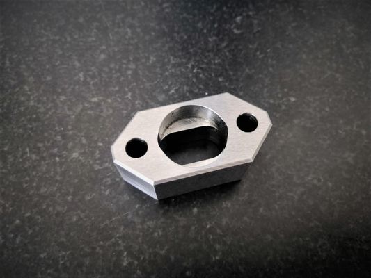 Le de précision de commande numérique par ordinateur de l'acier inoxydable Ra0.8 SKD11 pièce la tolérance de 0.01mm